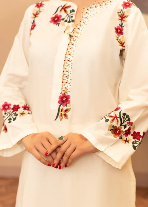 Crimson Petal - Image 3