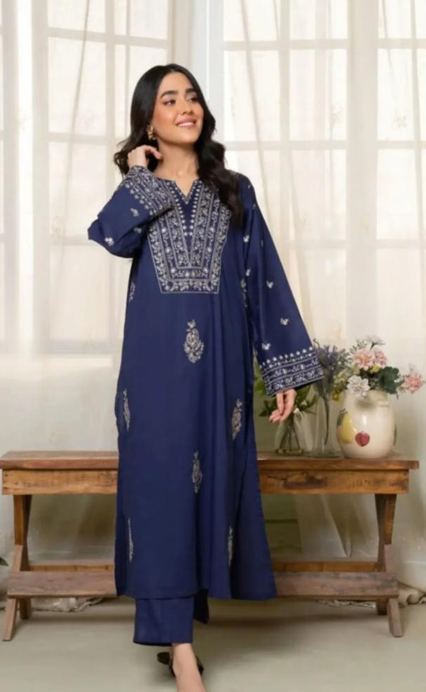 Royal Duck Embroidered