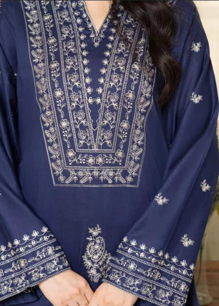 Royal Duck Embroidered - Image 3