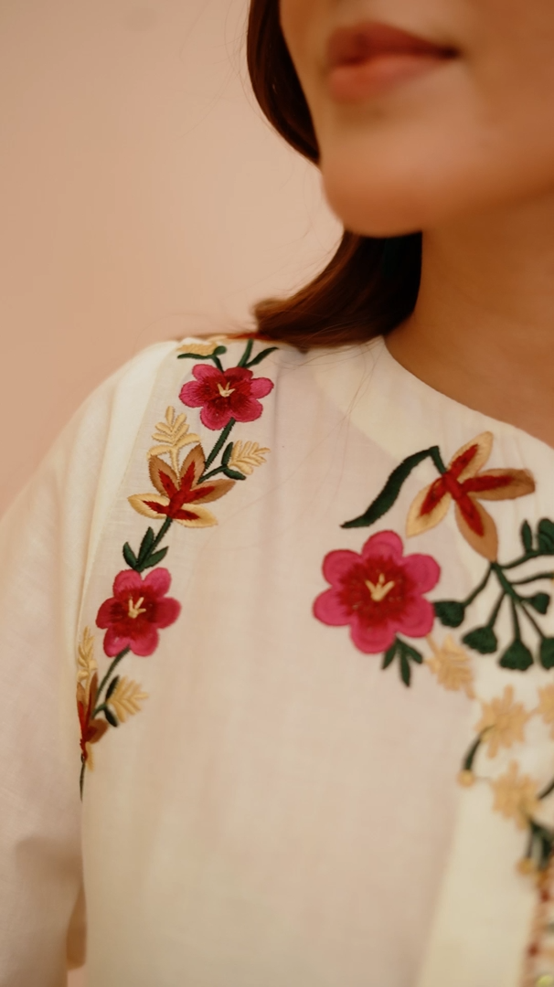 Crimson Petal - Image 5